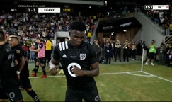 Jesus Murillo ties game 1-1 for MLS All Stars with big-time header